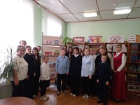 Краеведческий урок «И бесконечно молодой блистает вечно город мой»