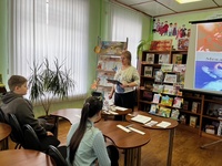 Игровой час «Кто летает и поет - с нами рядышком живет»