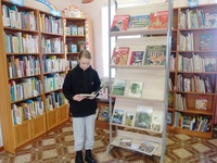 Выставка-беседа «Тянет неспроста в заповедные места»