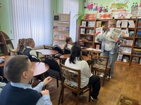 Познавательно-игровая программа «Улыбайтесь веселей! У картинок юбилей»